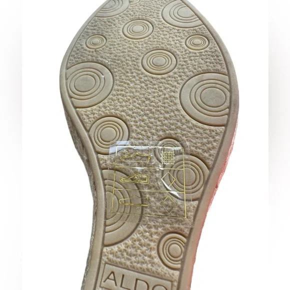 Elegant White Wedge Lace up Espadrilles, new, never worn, size 7 - Picture 5 of 7